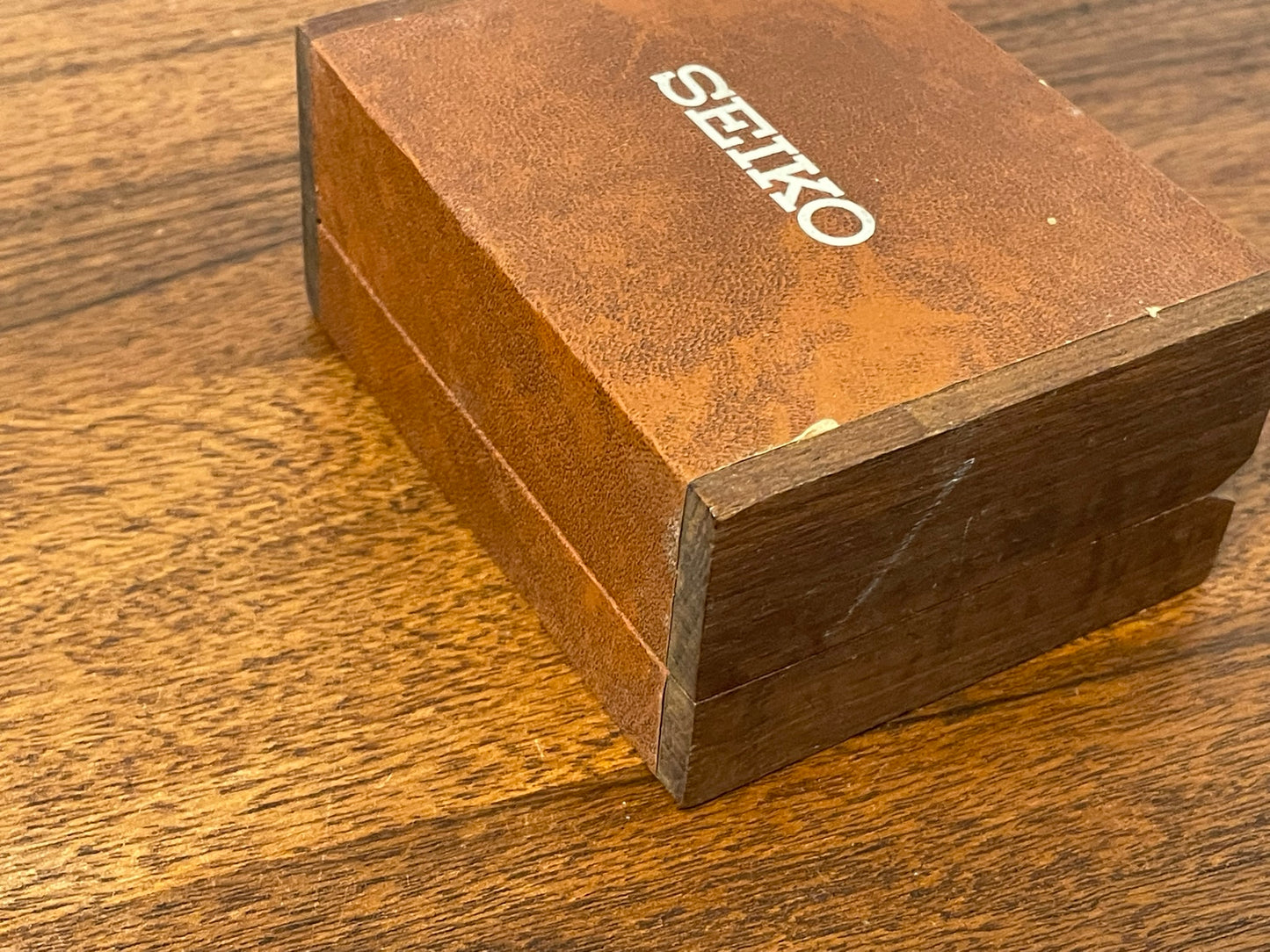 Vintage 60s/70s Seiko wooden box