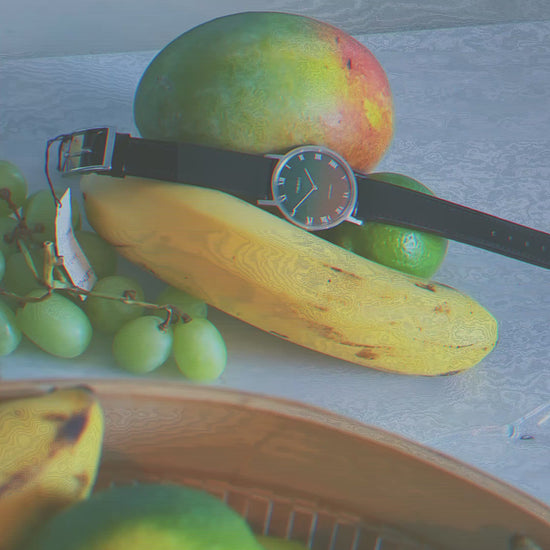 Video of (1970s) vintage Tissot 41070 “mango” Stylist dress watch
