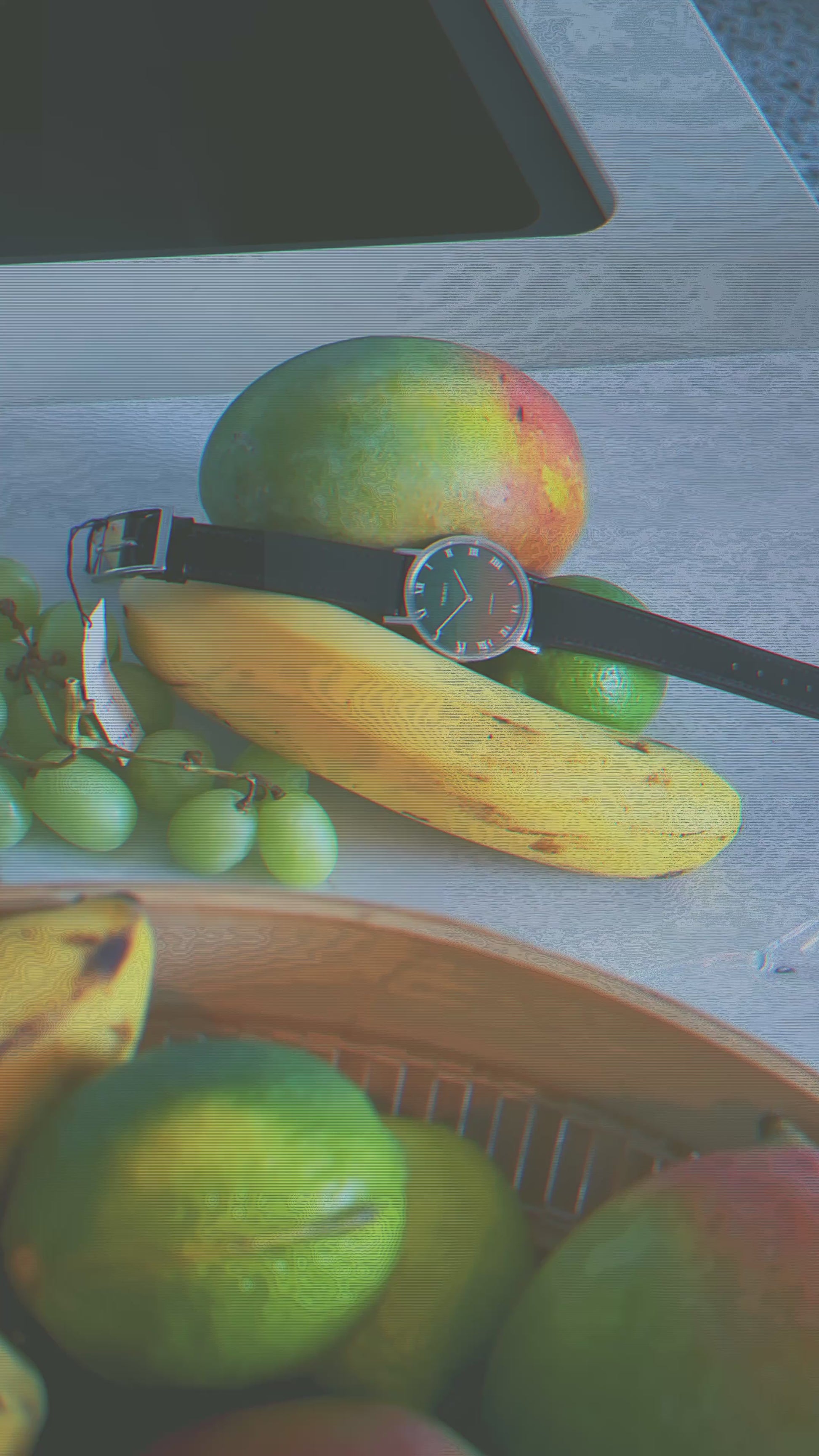 Video of (1970s) vintage Tissot 41070 “mango” Stylist dress watch