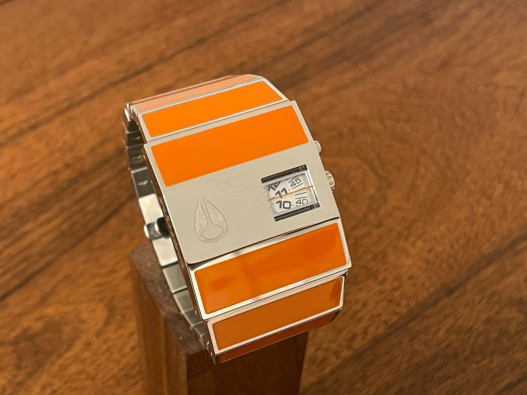 2010s Nixon Rotolog orange Direct time technology NOS WATCH WAVE